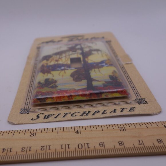 Art Plates Switchplate Single-gang Light Cover feat Tom Thomson's The Jack Pine - Picture 6 of 14
